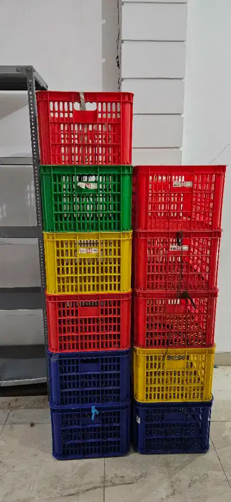 Keranjang plastik tebal 80 L / Krat industri 80 Liter