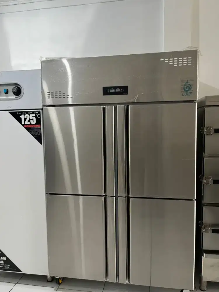 Kulkas 4 pintu chiller and freezer
