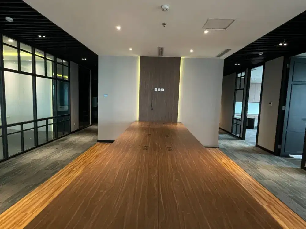 DISEWAKAN OFFICE EQUITY TOWER SCBD – TOWER E & F, LUAS 561 m²