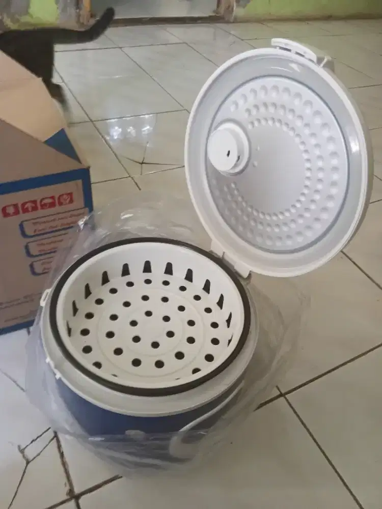 Megicom cosmos baru ukuran 1,3 liter