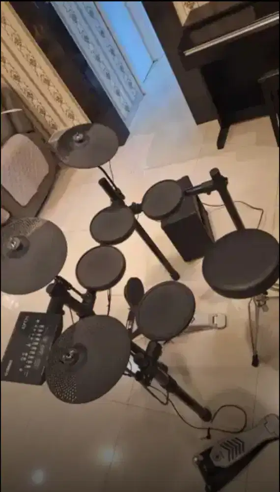 Drum Elektrik Yamaha DTX 452k, kursi drum, speaker monitor, nego tipis