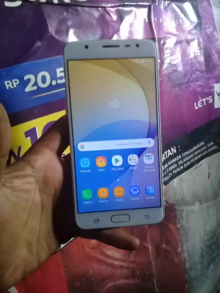 samsung j7 prime ram 3/32