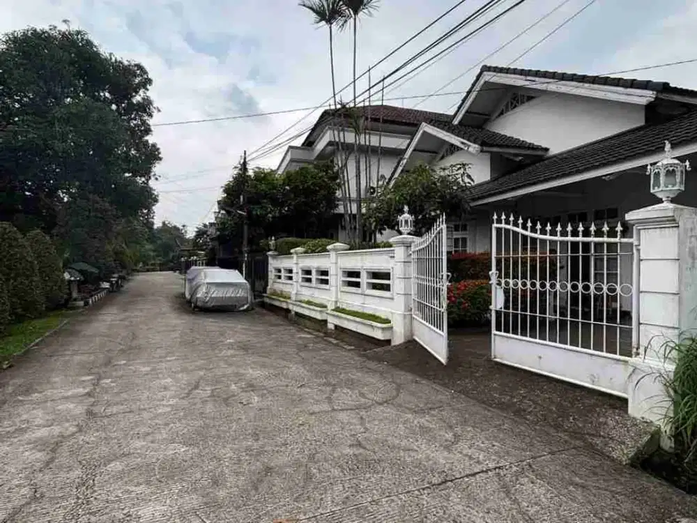 DIJUAL | RUMAH SIAP HUNI – GRAHA CINERE
