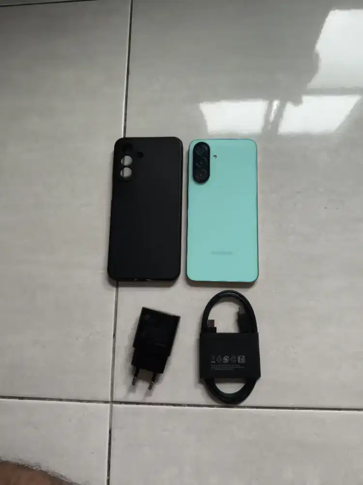 Samsung a26 5g 8/256 hijau hp charger