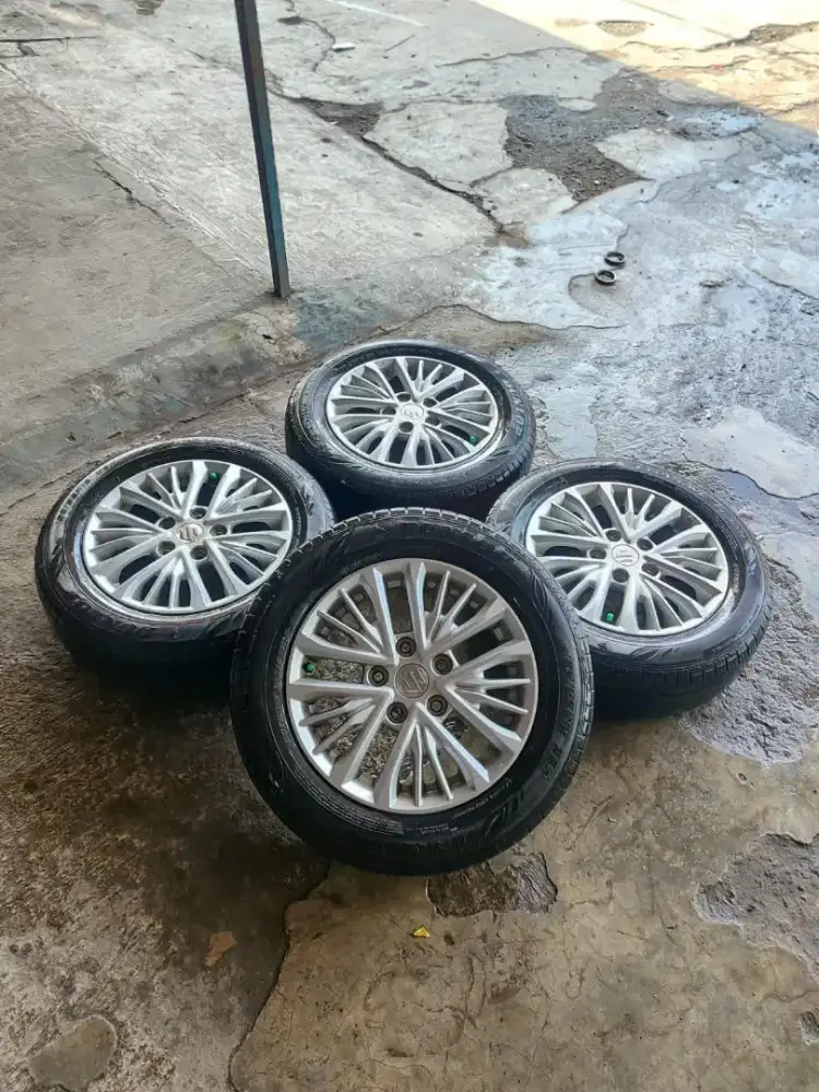 velg original Suzuki Ertiga