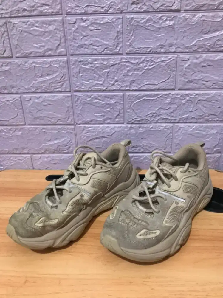 Di jual karna sudah tidak dipakai lagi biar gak di HISAB juga