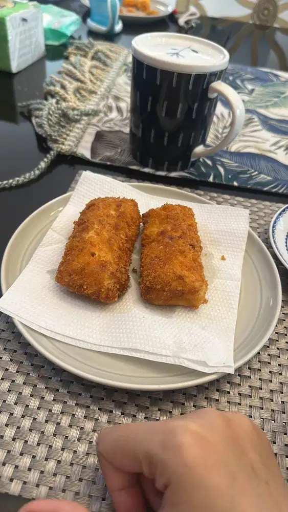 Art nginep / pembantu rumah tangga