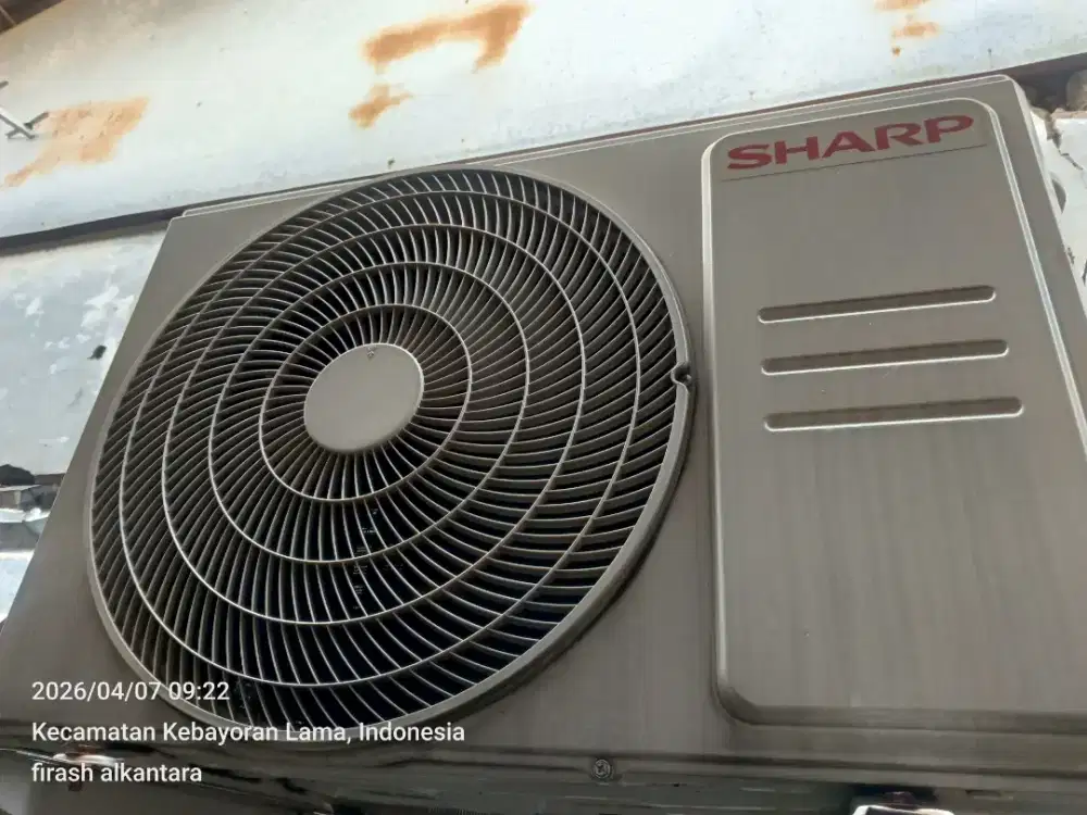 Ac dan tv merk sharp,, ac1/2 pk,, tv 50 inch