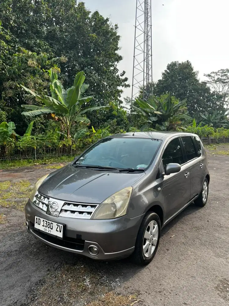 Grand Livina 2010 Automatic