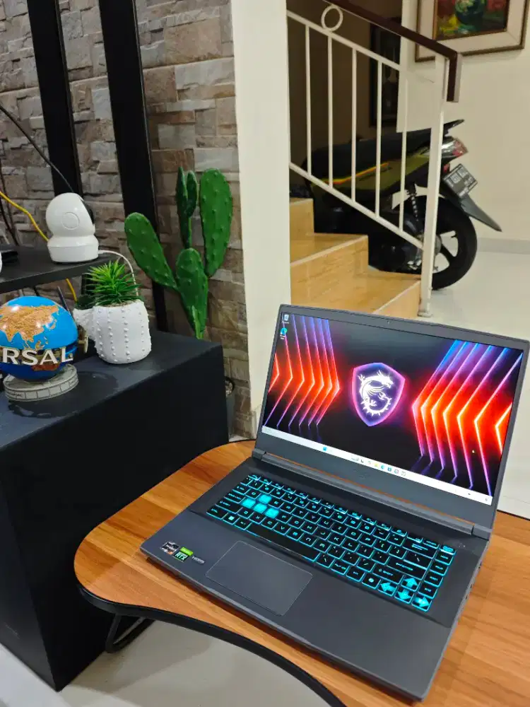 Laptop MSI Thin 15 RTX4060 Ryzen 7 x rog msi nitro tuf