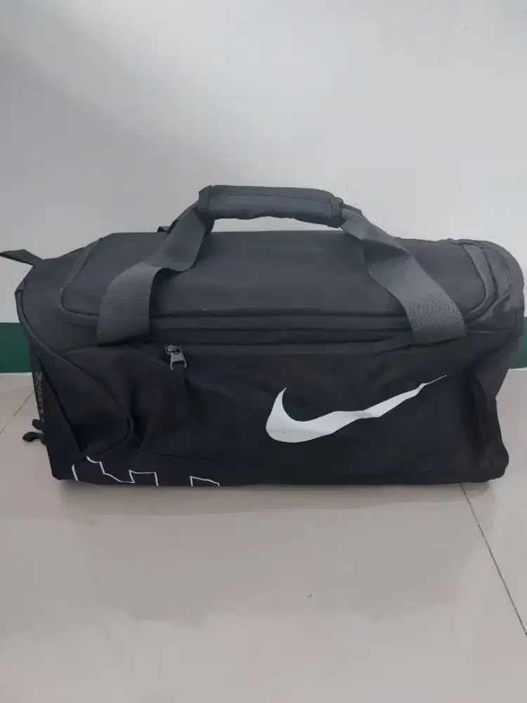 Tas Duffle Nike Gym