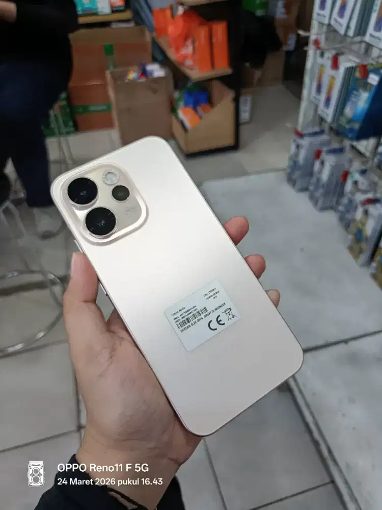 Oppo reno 15 promax 5g 512 GB baru garansi 2 tahun