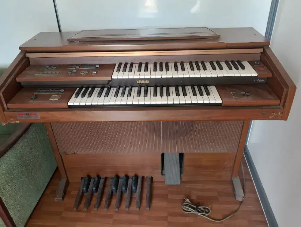 Piano Yamaha tahun 90'an