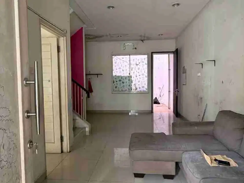 Dijual sgt murah rumah kondisi apa adanya di Residence One-Bsd City(SHM)