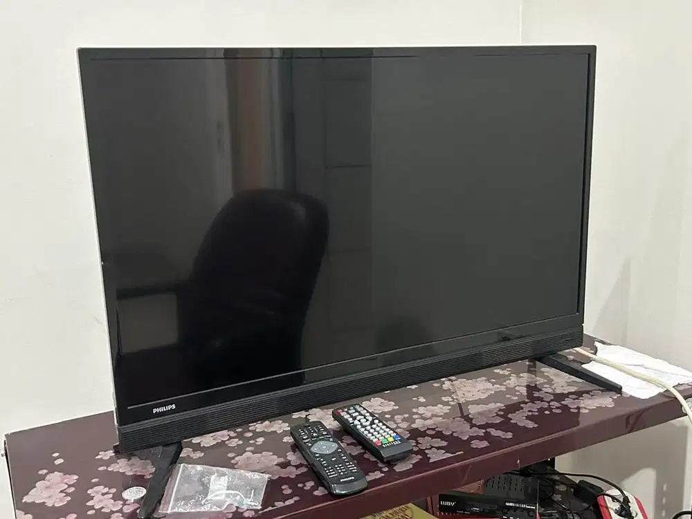 TV LED Digital Philips 32inc (second)