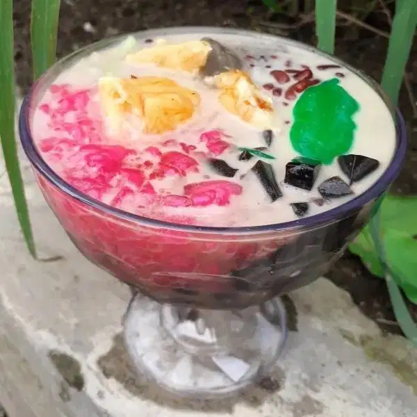 Lowongan untuk jaga toko es campur