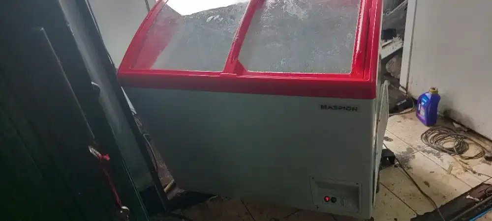 Freezer sleding 200liter maspion