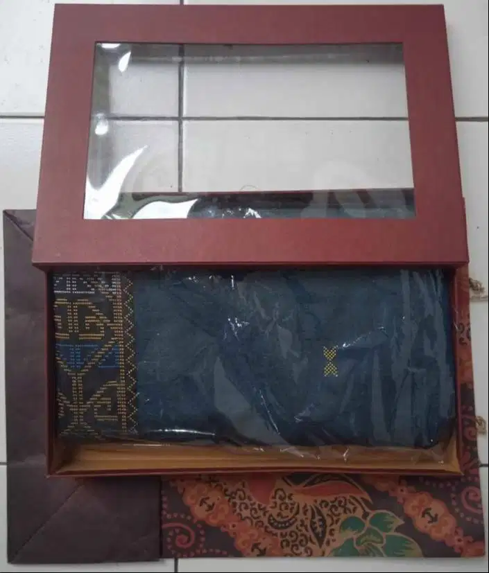 Kain batik sumatera utara formal halus