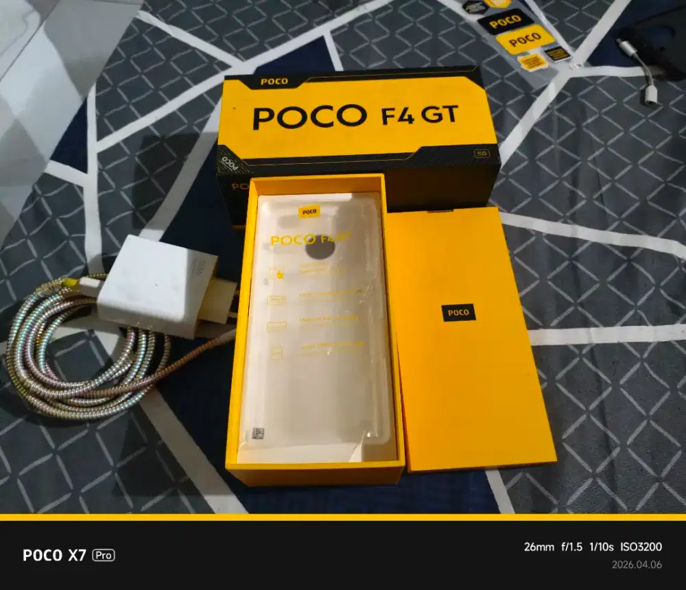 Poco F4 GT 12/256GB Hitam Fullset Minus Minor Banget