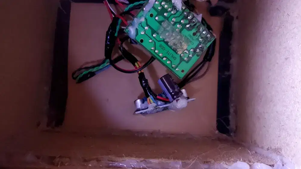 Speaker aktif bluetoot, 6inch. 12 vol