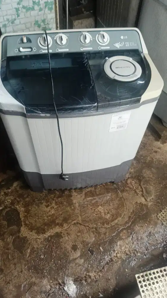 mesin cuci LG 9kilo