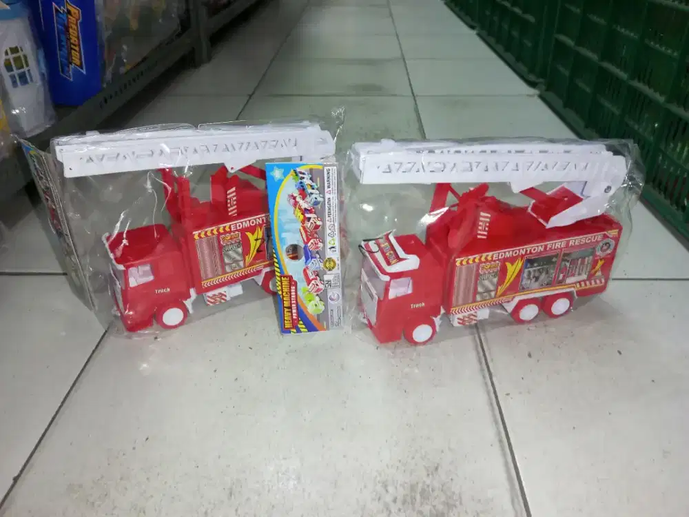 Mainan Anak Truk Pemadam