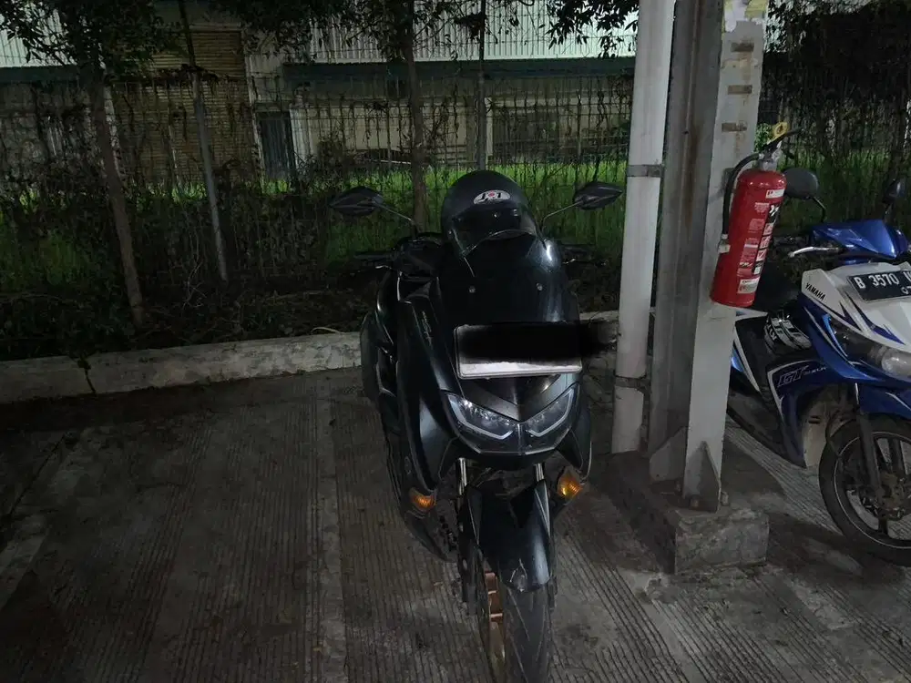 Di jual yamaha nmax 155 non abs non keyles tipe terendah kunci ada 2