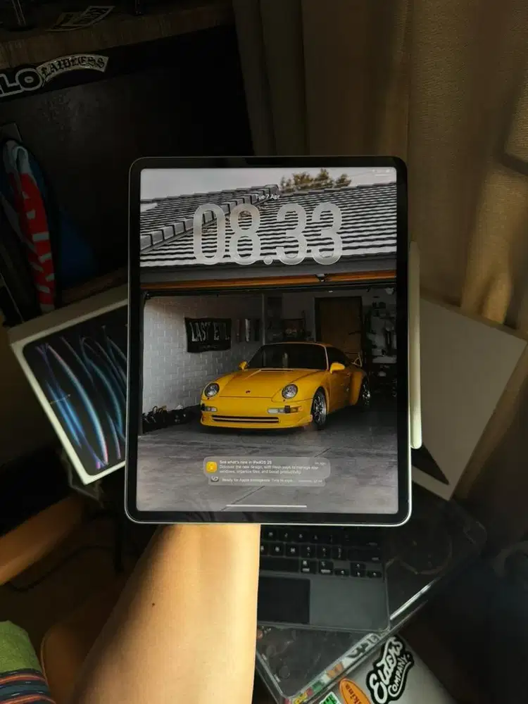 ipad pro 12.9 gen 6 M2 128gb wifi only full package