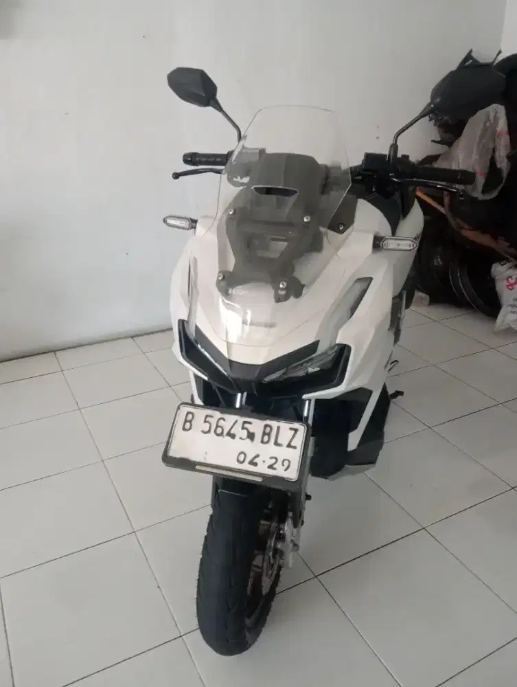 Di jual ADV abs 2024 pajak 2027 istimewa