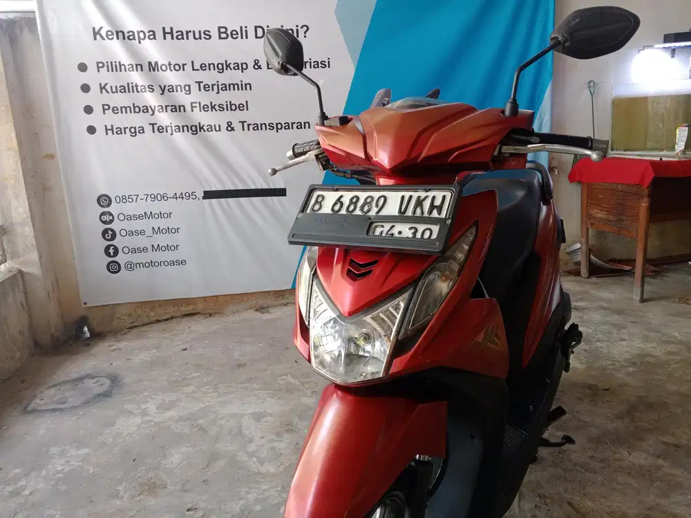 (B) Honda Beat Fi Tahun 2015