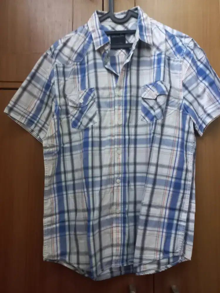 Kemeja Lengan Pendek size L