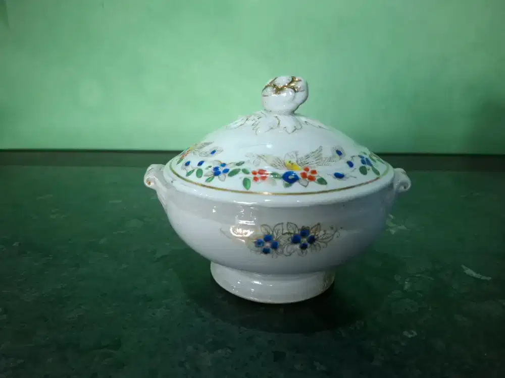 Turen/basi warna besar