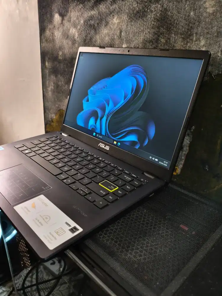 Laptop Asus Vivobook Intel N4500 Garansi Resmi ram 8gb ssd 512gb