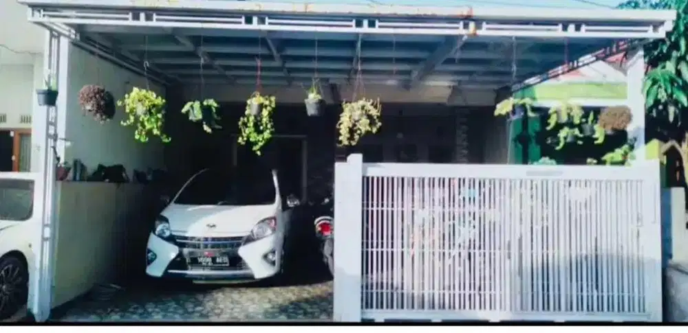 Disewakan Rumah Komplek Puri Cikoneng Indah