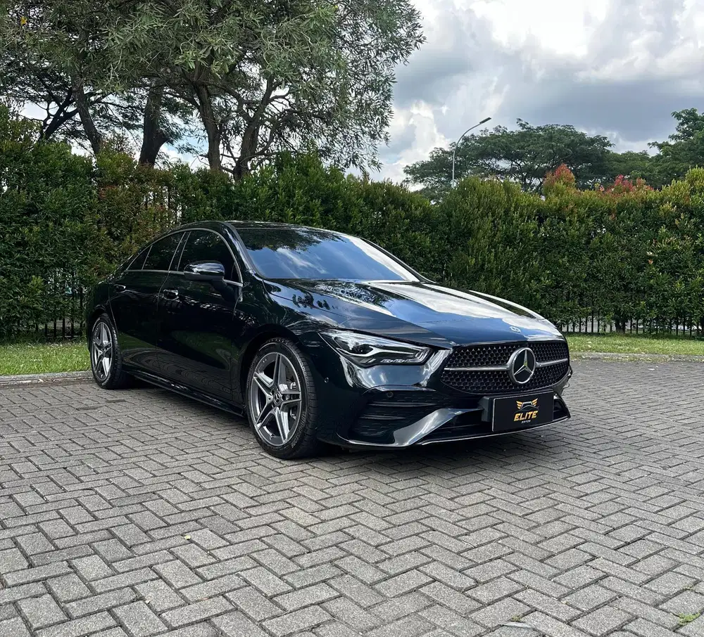 Mercedes Benz CLA 200 AMG 2024