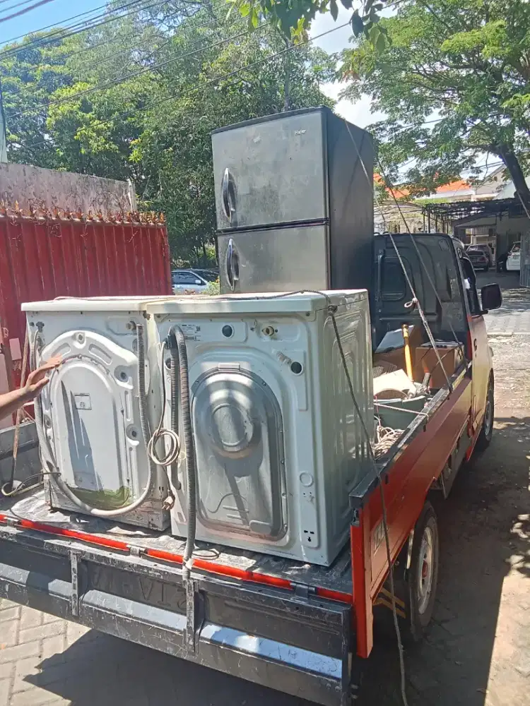 Rombeng barang bekas segala macam