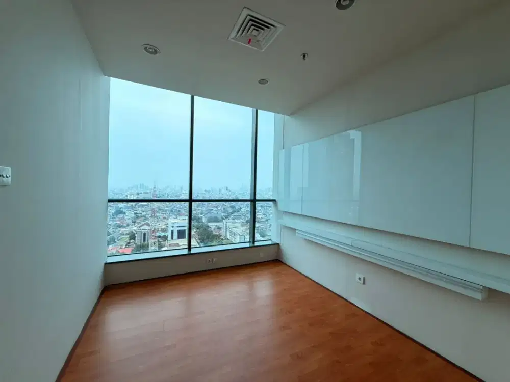 Disewakan Office Space APL Tower Unfurnished Central Park Jakarta Barat