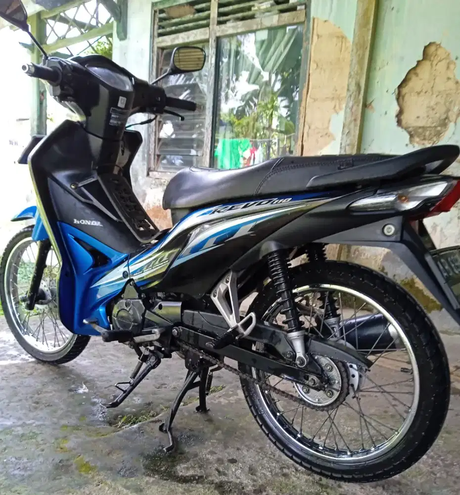 Revo absolute 2011 Ori