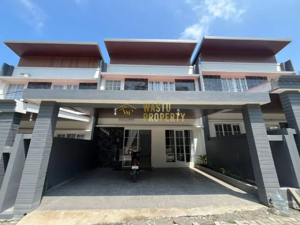 RUMAH 2 LANTAI FULLY FURNISH DI DEKAT KAMPUS UII