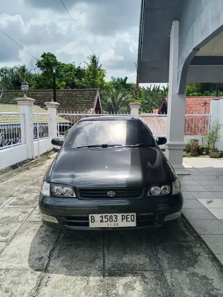 Corona Absolute 2000CC 1994 Manual.