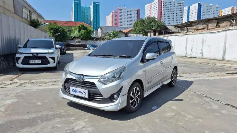 DP MURAH - Toyota Agya 1.2 G TRD Sportivo Bensin-AT 2018 Silver