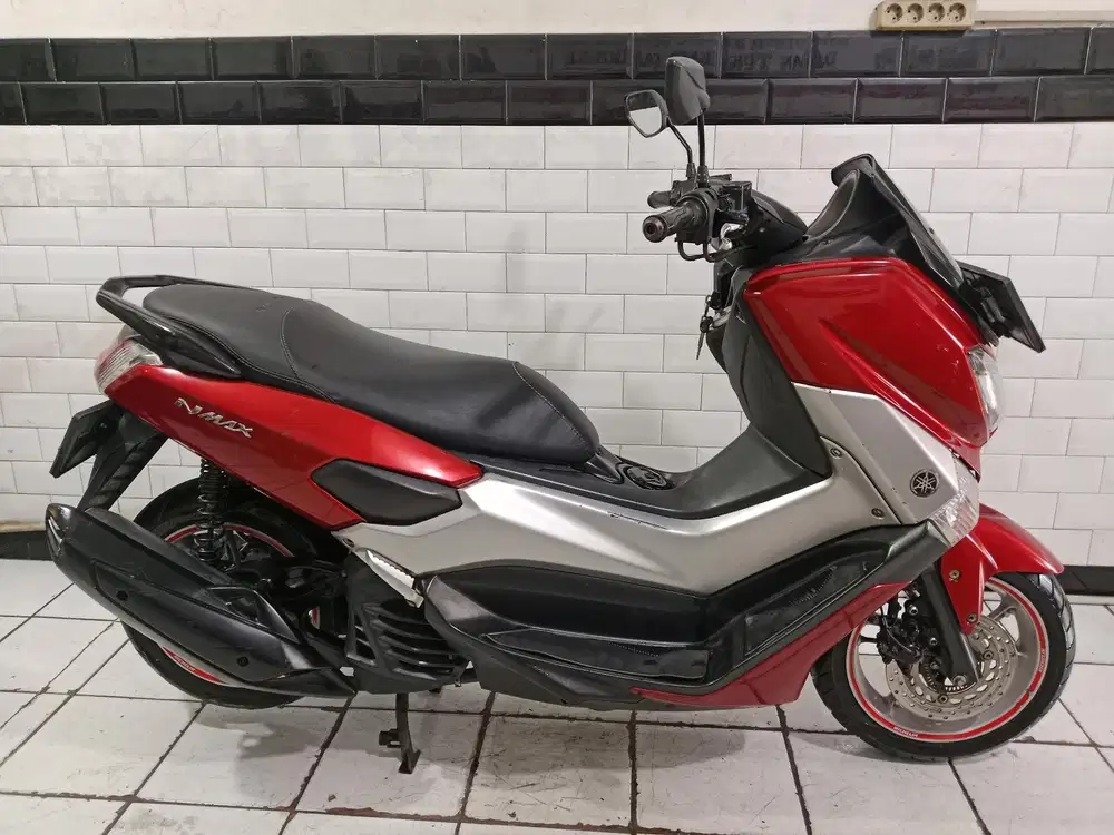 Dijual nmax old 2016 siap pakai