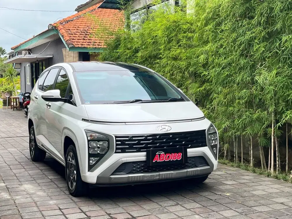 Hyundai Stargazer Prime Captain Seat IVT 2022/2023 | Avanza BRV