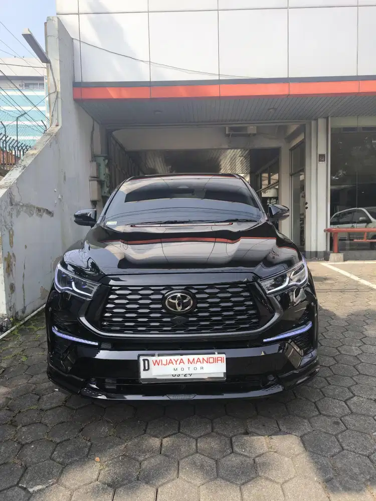 TOYOTA INNIVA ZENIX 2.0 Q HYBRID MODELISTA TSS CVT 2024