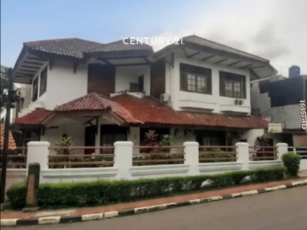 Rumah posisi hook bangun dari kavling, tanah luas harga murah strategis di Bintaro Jaya Sektor 3, Tangerang Selatan.