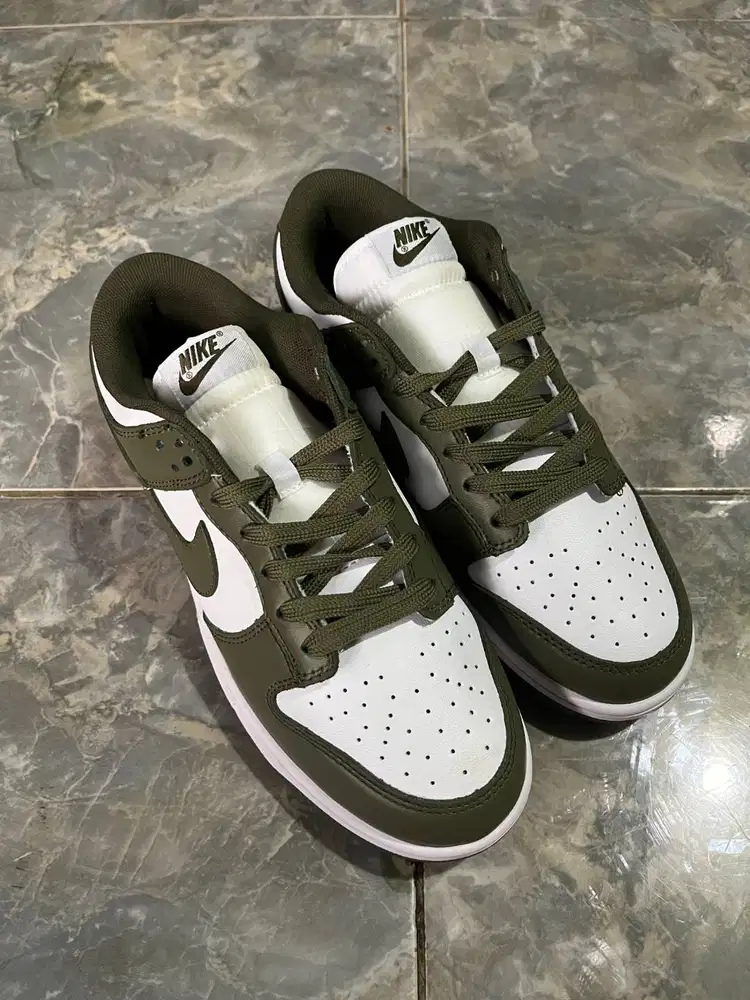 Size 40 - Nike Dunk Low Medium Olive Green