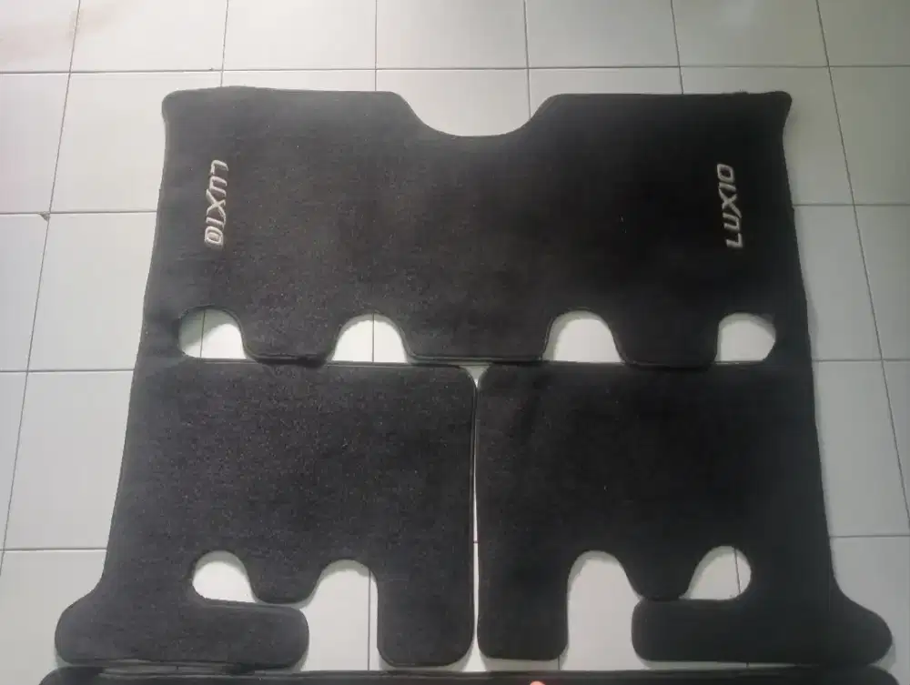 KARPET MOBIL LUXIO 2022
