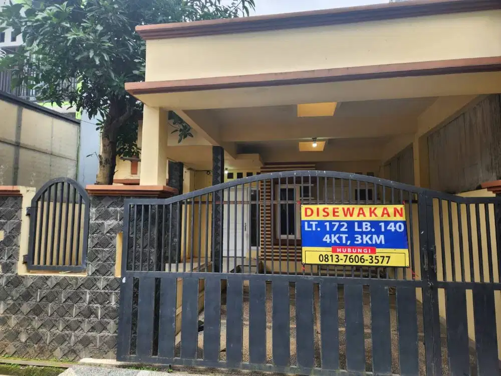 Disewakan per tahun rumah di perumahan mewah pusat kota Depok