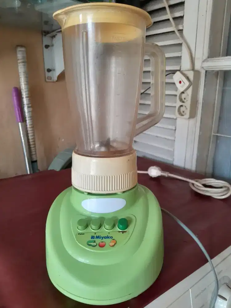 Jual blender merk Miyako