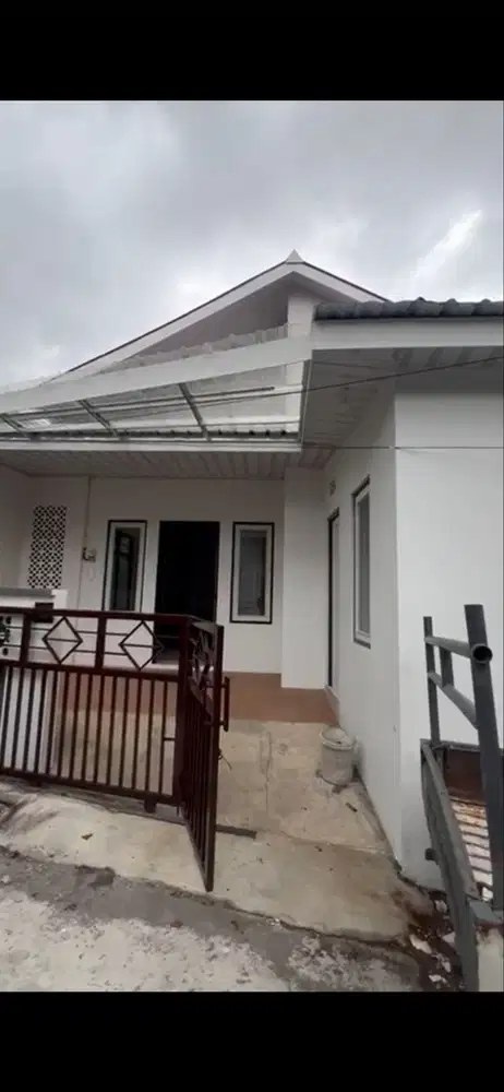 Dijual Rumah Selesai Renovasi di Jalan Belimbing Semarang